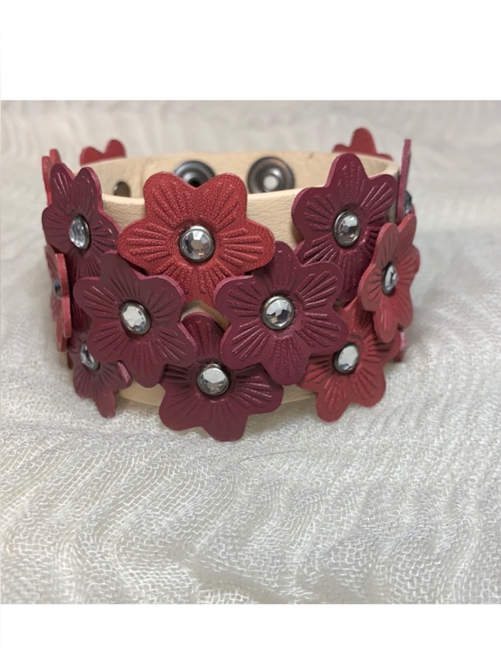 🆕 Noble Outfitters Floral Leather Cuff Bracelet